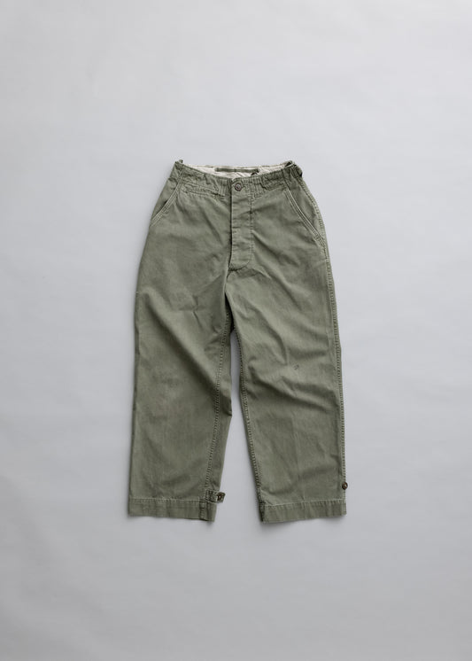 [ THE VINTAGE ] 40's WWll US army, M1943 chino trouser c/# military green