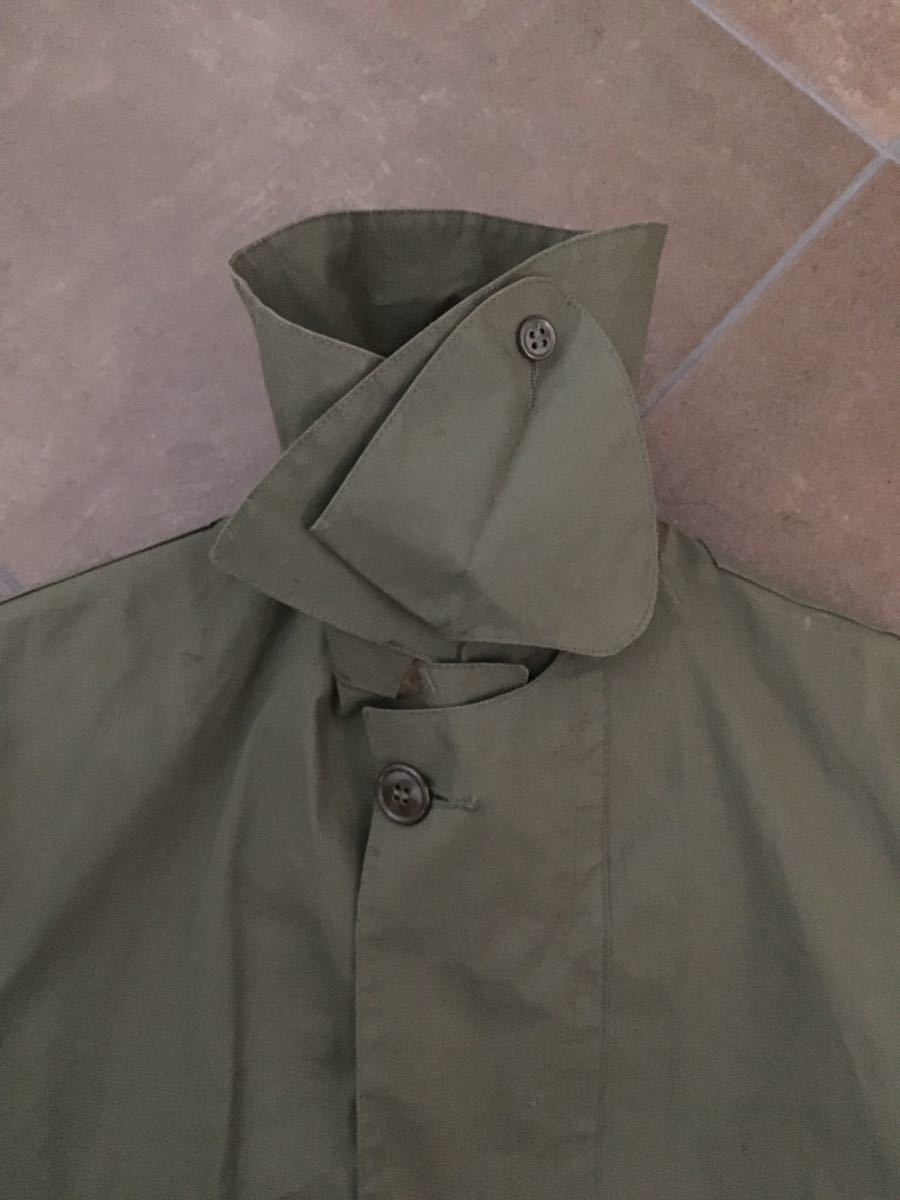 [ THE VINTAGE ] 40's WWll U.S.M.C Marine Raincoat c/# military green